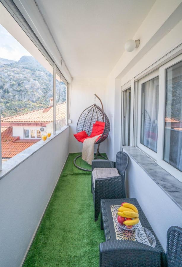 The View Of Kotor - Sea & Old Town View Apartment Екстериор снимка